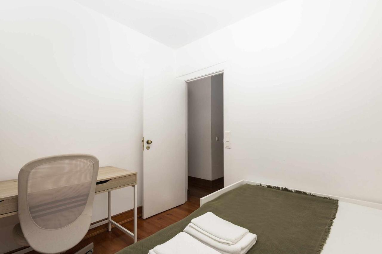 Typical Portuguese Apartment in São Bento Lisboa Exterior foto